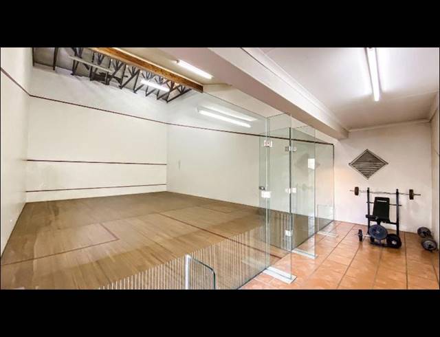 3 BEDROOM TOWNHOUSE FOR SALE IN VORNA VALLEY